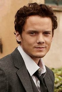 antonyelchin.jpg
